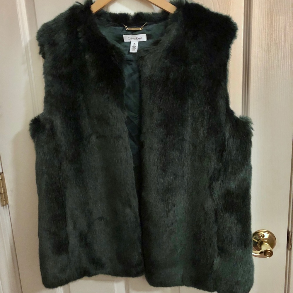 Calvin Klein Faux-Fur Vest - M